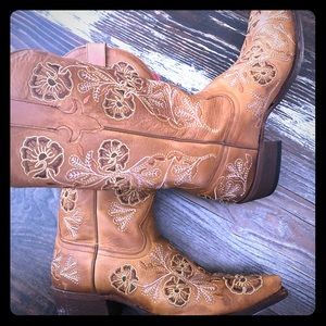 Maci Bean embroidered boots